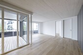 Spacious terrace with ground level exit