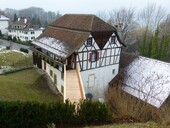 Schoolroom EGThe new bridge from an Afar
