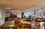 The existing building on the ground floor was renovated and extended using timber construction methods.